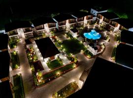 Evoke Dholavira, hotel with pools in Dholovira