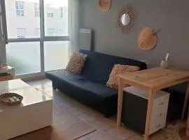 L' Appartement du Quai Neuf Parking privé - Gare à 5min