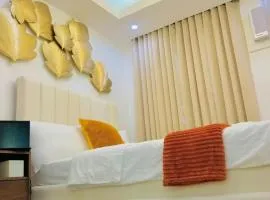 Stylish 2BR Condo Fame Suite Relaxcation