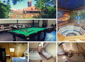 Сімейний еко-готель "Вежа Бойка", Hotel in Skole
