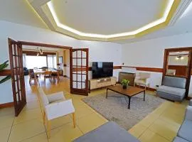 Departamento 4 dormitorios - Roca 1