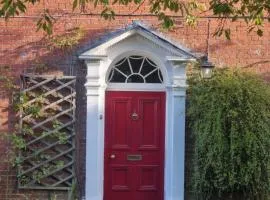 Lower Hollin- Suite with countryside views within a private home