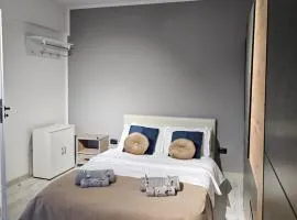 Casa Matei, rezerva acum studio ultracentral, design interior pe comanda, foarte curat, toate dotarile - filtru apa rece, fierbinte, self check in