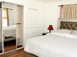 Handsome Home Renovated - close to Metro
