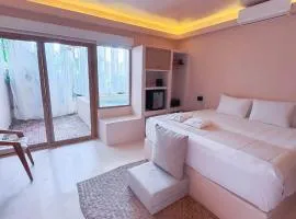 Xeno Hotel Boutique