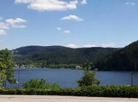 Nouveau loft à moins de 100m du lac classé 2 étoiles