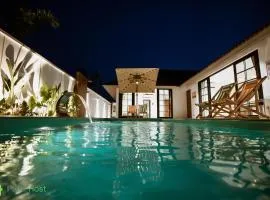 Ipoh Tiga Pool Villa by Papahost