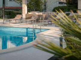 Apartments 01 Promajna, hotel in Promajna