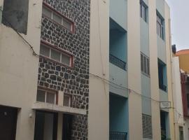 Residencial Bibi, hotel v destinaci Ribeira Grande