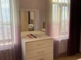DECCA Hotel