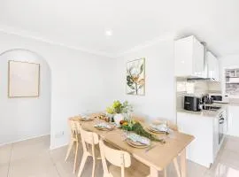 Central Sunnybank 4 Bedrooms Home, Family Friendly