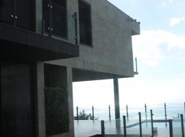 Super luxury villa Views and panoramic lift, hotel i Funchal