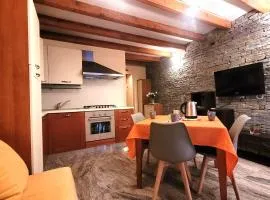 Il Cortiletto Mountain Lake Iseo Hospitality