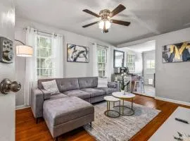 East Hill Oasis Near Beaches & Downtown