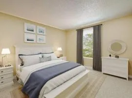 Belmont Lakeside Retreat