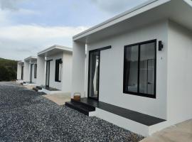 De'La Moon เดอ ลา มูน, hotel em Ban Klaeng Bon