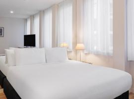 멜버른에 위치한 호텔 Oaks Melbourne on Collins Suites