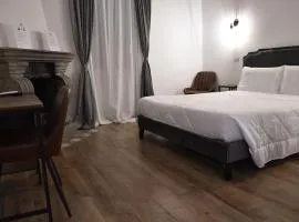 Roma Chic Cattolica Gemelli