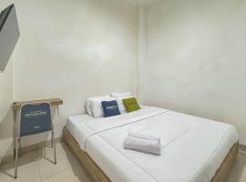 Urbanview Hotel Maharani Garut, хотел в Cireungit