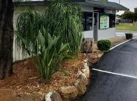 Pioneer Caravan Park