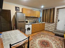 Buddha apartment, caba&ntilde;a o casa de campo en Tiflis