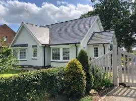 Spacious, Modern Bungalow