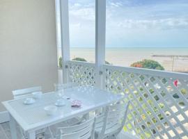 ALIENOR VUE MER 2 à 4 PERSONNES, Hotel in Fouras