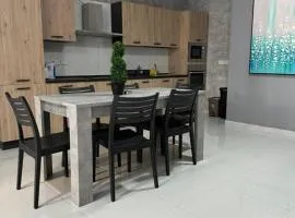 Amadeo Suites