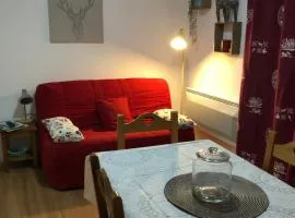 SUPER BESSE station LE GITE BESSARD 2 quartier bois de la reine 5 couchages
