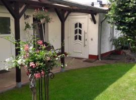Ferienbungalow Familie Heling, hotel v destinaci Fürstenberg-Havel