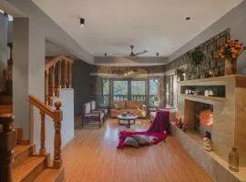 SaffronStays Silver Oak- 3 bedroom villa with large lawns