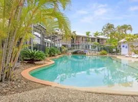 Poolside Paradise Noosa Escape