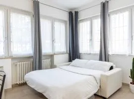 Cesano Boscone- One-Room Flat, Wi-Fi e Netflix
