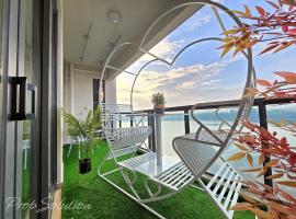 Cozy Seaview Suite Johor Bahru CIQ, hotel con estacionamiento en Johor Bahru