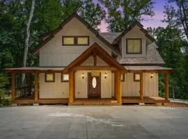 The Starling Bear Den on Lake Keowee