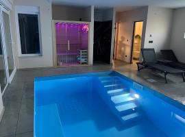 Villa Granea with indoor heated pool and sauna, βίλα σε Sveti Martin na Muri