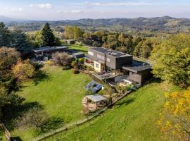 WURZENBERG Hotel Lodges Südsteiermark, hotell sihtkohas Gamlitz