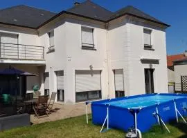 Villa d'architecte 4 chambres 9 Personnes Proche Disney Paris