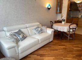 Da NOEMI E MARCO, hotel s bazénem v Cavalese