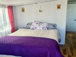 Alojamiento en habitacion privada, hotel in Dalcahue