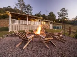 Bellbird Rise Off-Grid Cottage