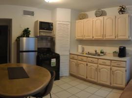 Calido Depa, renovado, tranquilo y céntrico, apartment in Ciudad Juárez