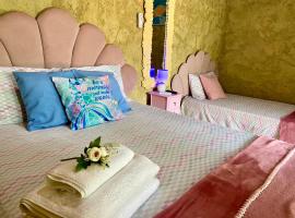 Gruta da Sereia Suítes Ubatuba, hotel em Ubatuba