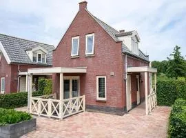 Bungalow by Water near Rotterdam