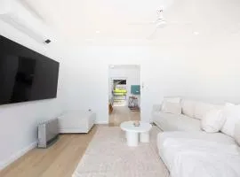 Stone's Throw Cottage