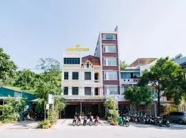 HG Hostel provide Tours & Motorbikes