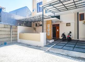 RedDoorz Near Majapahit Semarang, hotel v destinaci Alastuwo