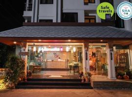 Narai Iyara Palace, hotel v destinaci Ban Sa Maklua