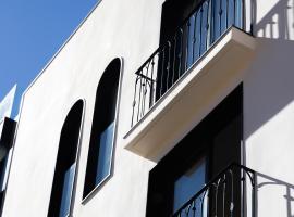 M31Boutique Suites, hotel i Mellieħa