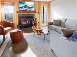 Powderidge 84 Quiet Townhome Deck Near Slopes WiFi EZ Parking